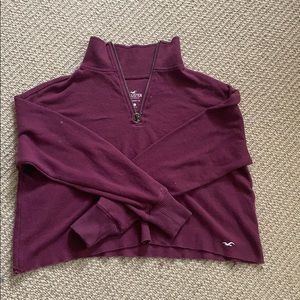 Hollister boyfriend tee quarter zip